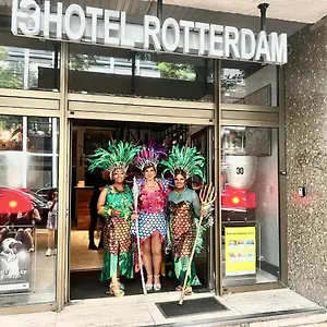 2* Hotel H3 Center